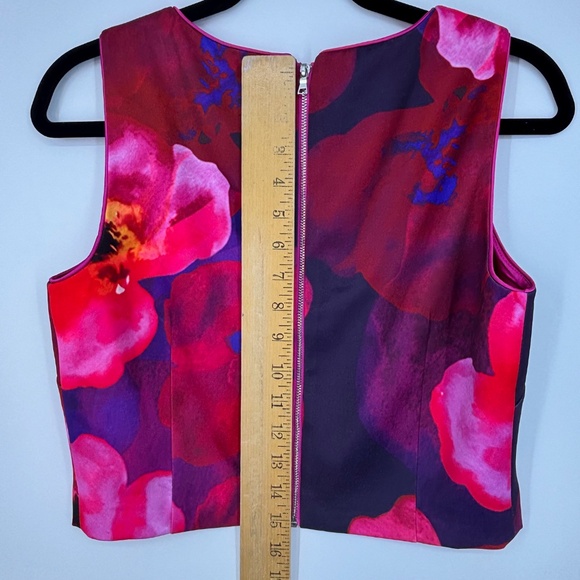 Belle Badgley Mishka US Size 8 Sleeveless Blouse Top Pink Purple Bold Floral Zip - Picture 6 of 6